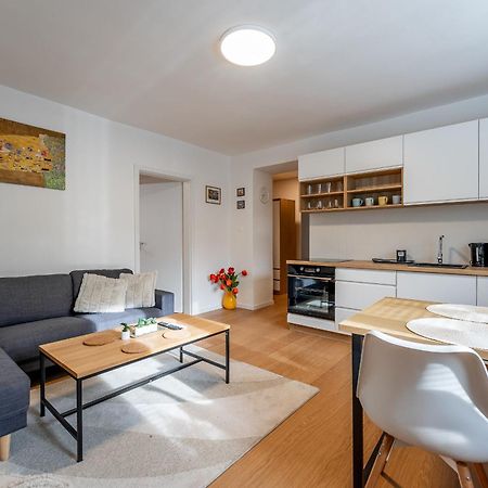 3 Room Private Flat Kosice City Center Fresh And New! Kültér fotó